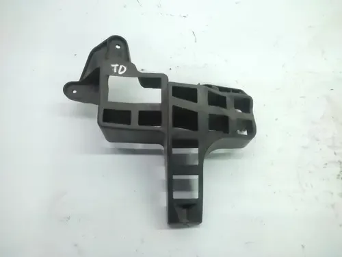 Suporte Para-choque Traseiro Esquerdo Renault Sandero 2012