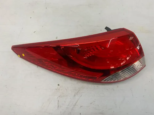 Lanterna Traseira Esquerda Hyundai Ix35 2010 2014 Esquerdo/motorista Vermelho